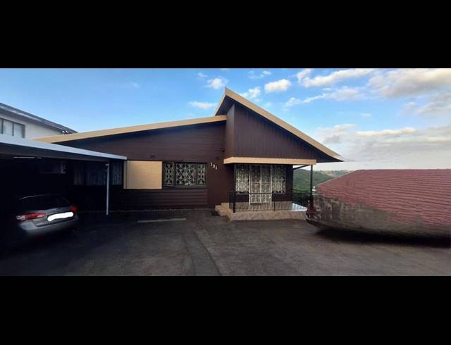 6 BEDROOM HOUSE FOR SALE IN RESERVOIR HILLS